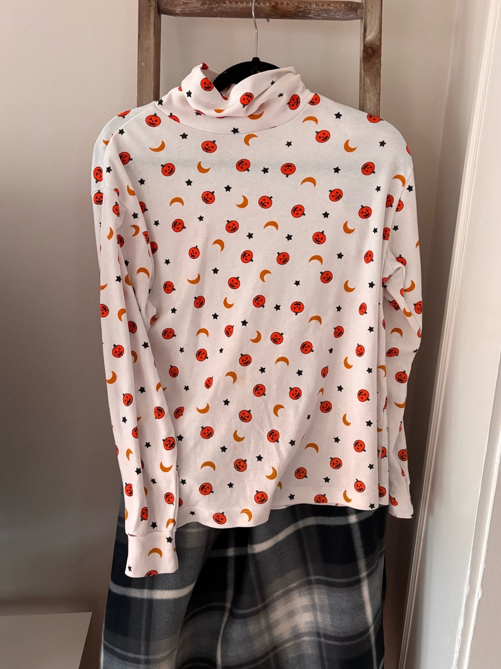 Vintage 1990s Halloween Pumpkin Turtle Neck